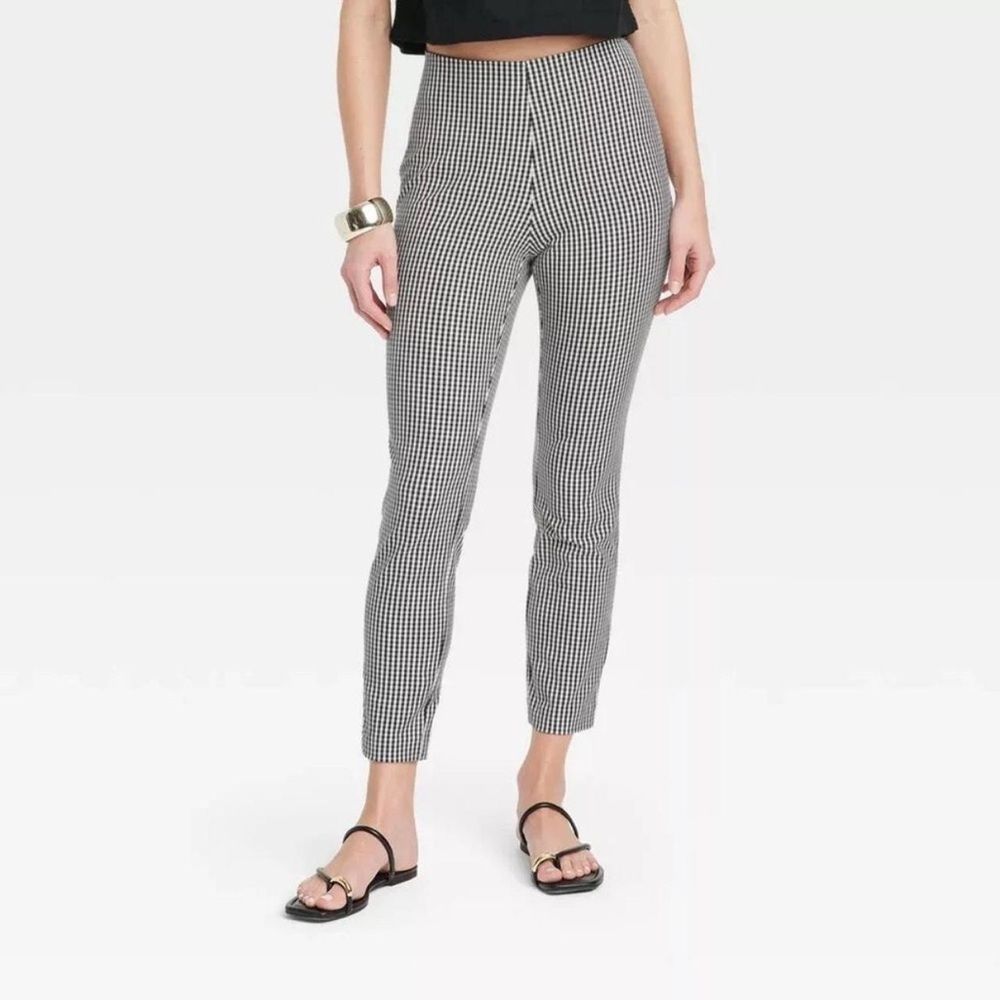 Checkered Cropped Dress Pants Sz 4 🖤 A New Day